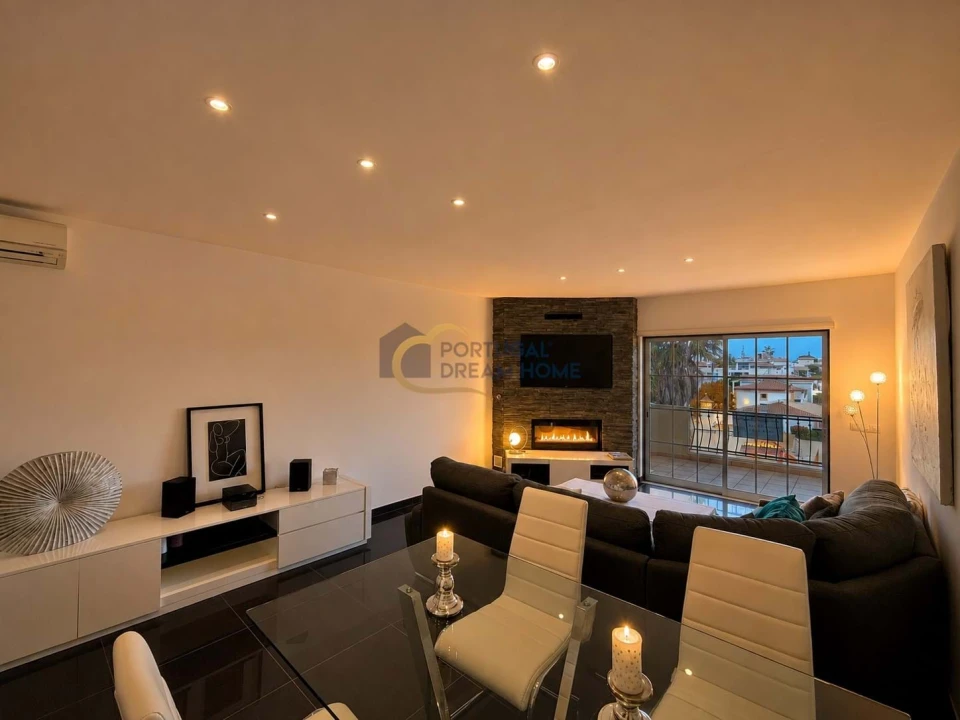 Apartamento T4 para Venda em Albufeira e Olhos de Água Foto 6
