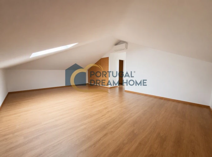Apartamento T4 para Venda em Albufeira e Olhos de Água Foto 23