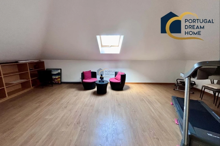 Apartamento T4 para Venda em Albufeira e Olhos de Água Foto 11