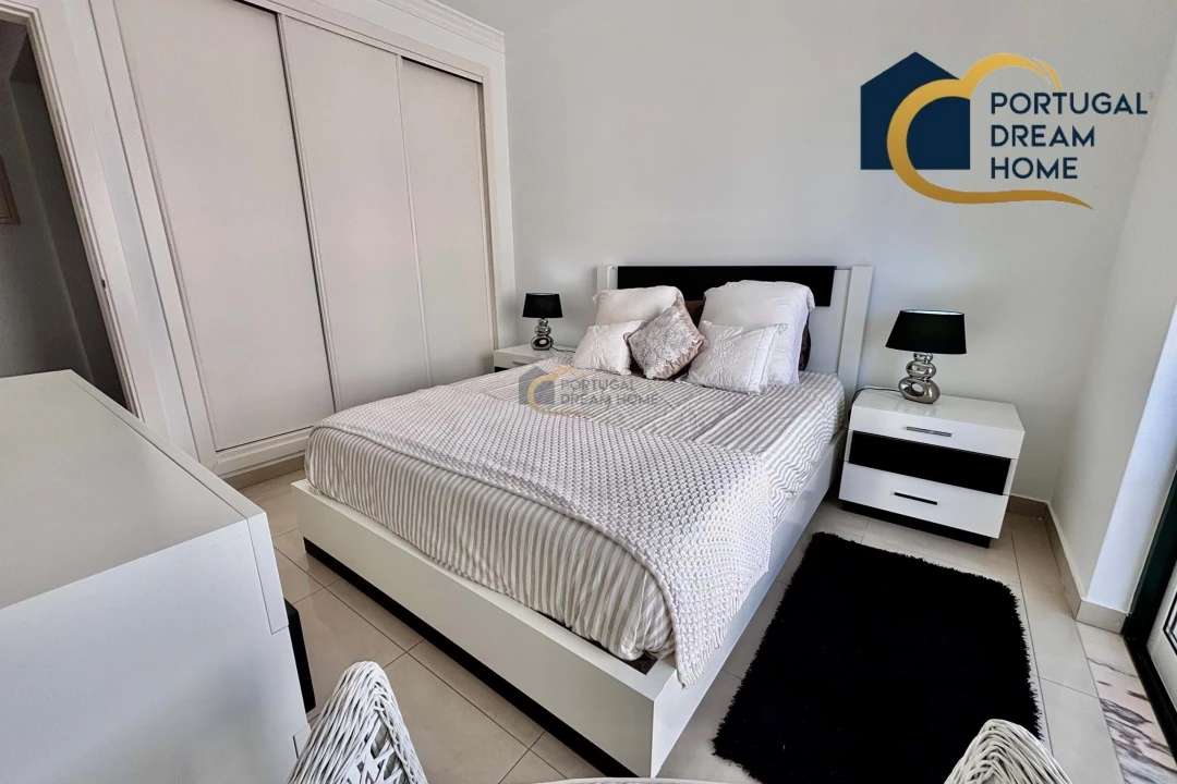 Apartamento T4 para Venda em Albufeira e Olhos de Água Foto 14