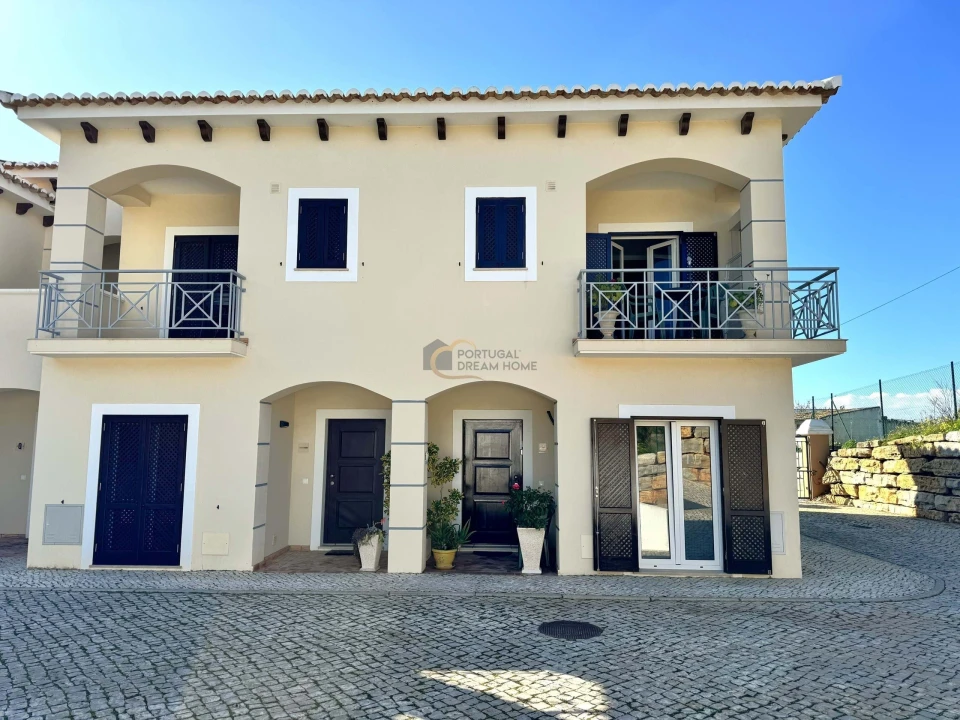 Moradia T2 para Venda em Albufeira e Olhos de Água Foto 5