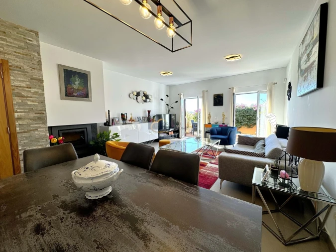 Moradia T2 para Venda em Albufeira e Olhos de Água Foto 11