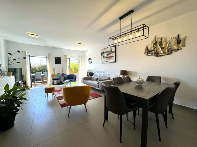 Moradia T2 para Venda em Albufeira e Olhos de Água Foto 10