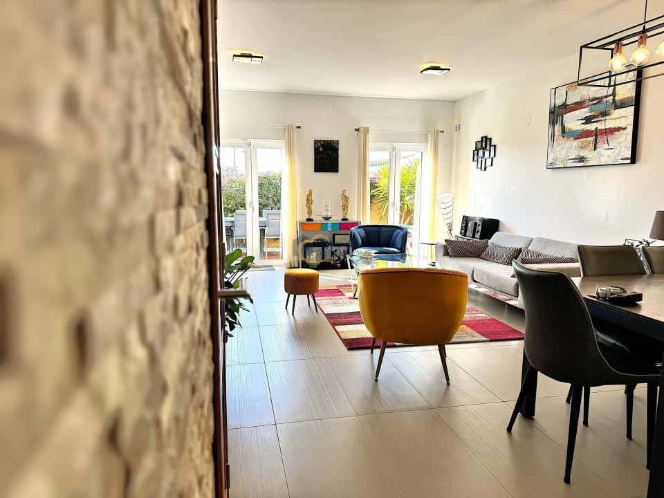 Moradia T2 para Venda em Albufeira e Olhos de Água Foto 13