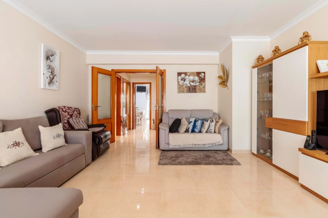 Apartamento T2 para Venda em Agualva e Mira-Sintra Foto 8