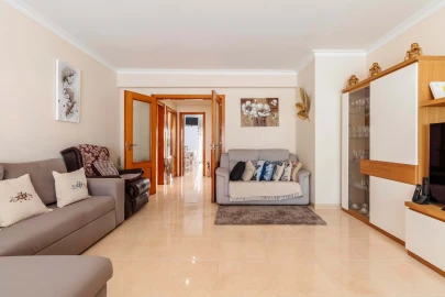 Apartamento T2 para Venda em Agualva e Mira-Sintra