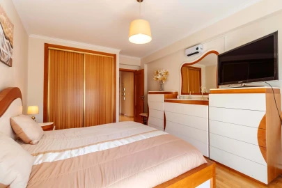 Apartamento T2 para Venda em Agualva e Mira-Sintra