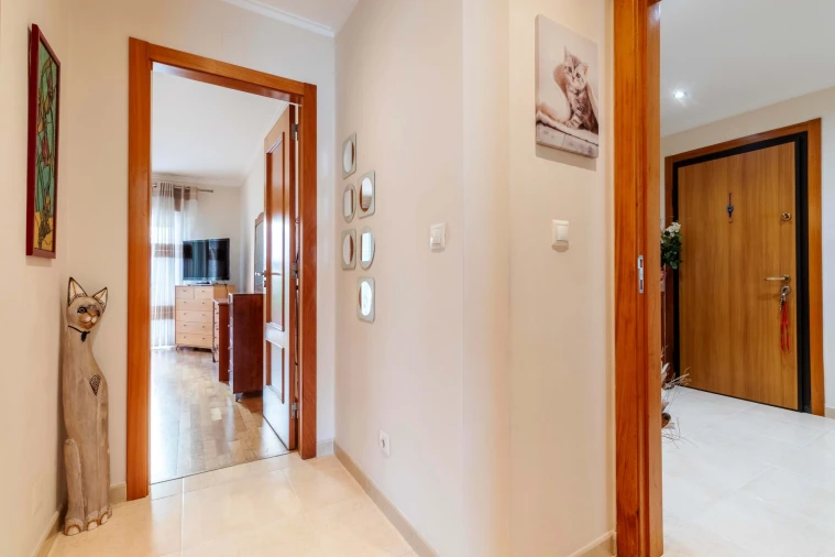 Apartamento T2 para Venda em Agualva e Mira-Sintra Foto 33
