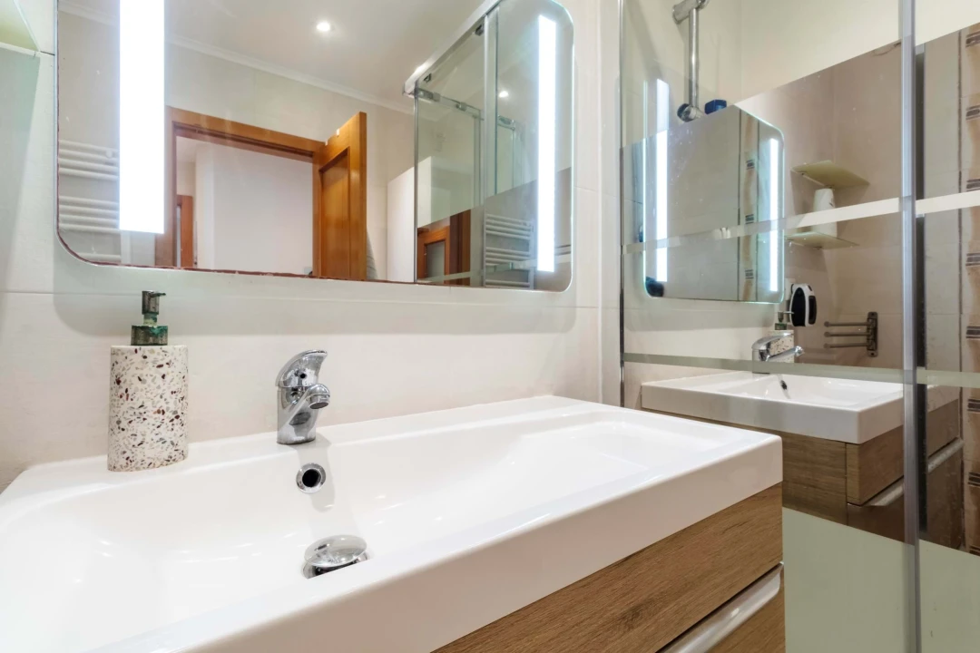 Apartamento T2 para Venda em Agualva e Mira-Sintra Foto 25