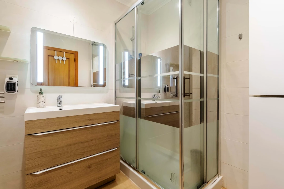 Apartamento T2 para Venda em Agualva e Mira-Sintra Foto 24