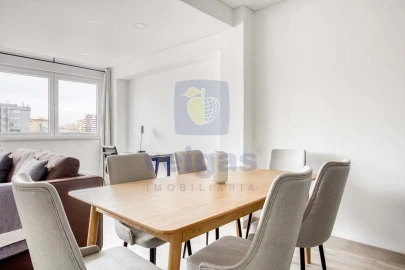 Apartamento T3 para Venda em Avenidas Novas