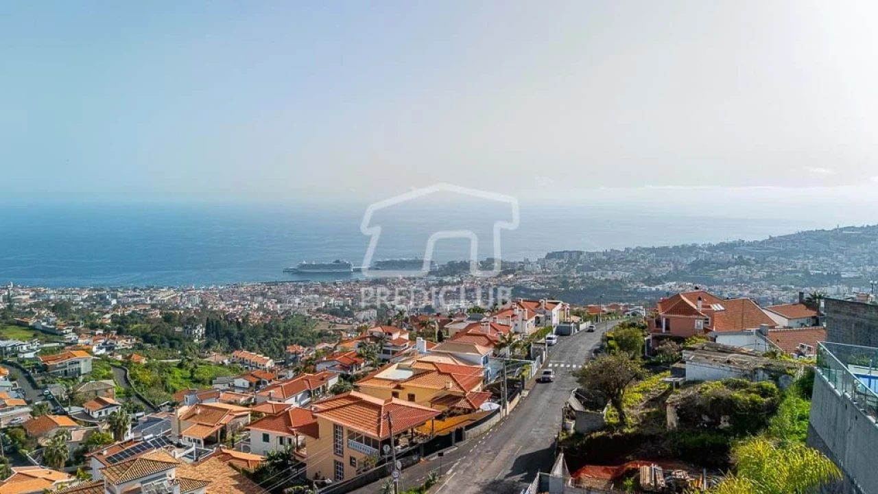 Moradia T4 para Venda em Monte Foto 2