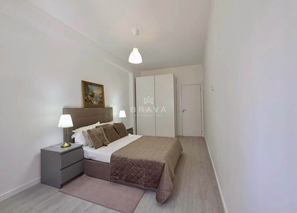 Apartamento T2 para Venda em Faro (Sé e São Pedro) Foto 7