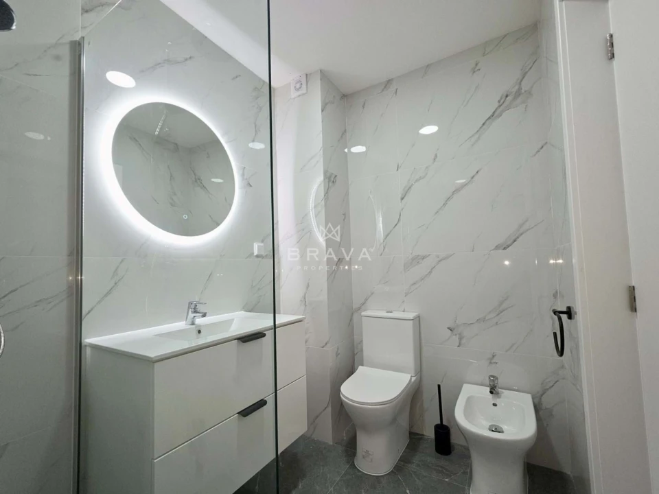 Apartamento T2 para Venda em Faro (Sé e São Pedro) Foto 10