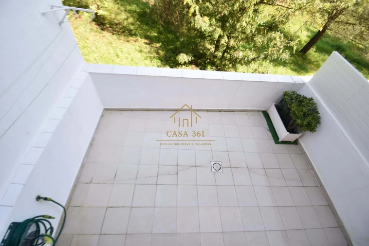 Moradia T4 para Venda em Charneca de Caparica e Sobreda Foto 22