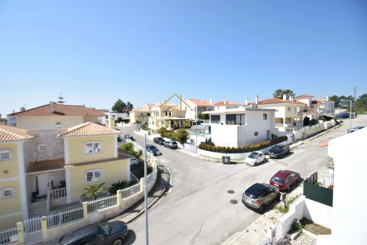 Moradia T4 para Venda em Charneca de Caparica e Sobreda Foto 54
