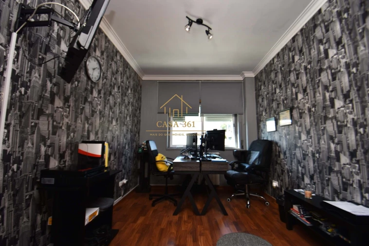 Moradia T4 para Venda em Charneca de Caparica e Sobreda Foto 31