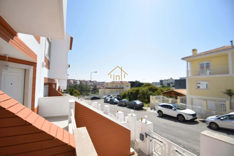 Moradia T4 para Venda em Charneca de Caparica e Sobreda Foto 60