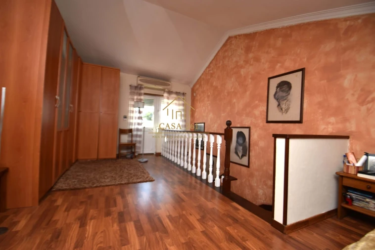 Moradia T4 para Venda em Charneca de Caparica e Sobreda Foto 48