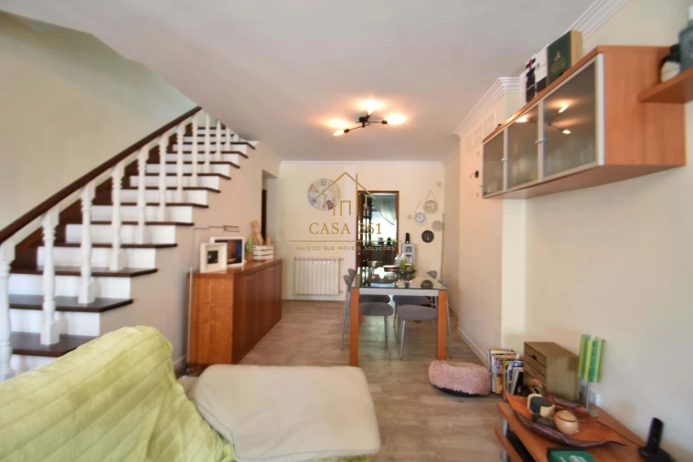 Moradia T4 para Venda em Charneca de Caparica e Sobreda Foto 8