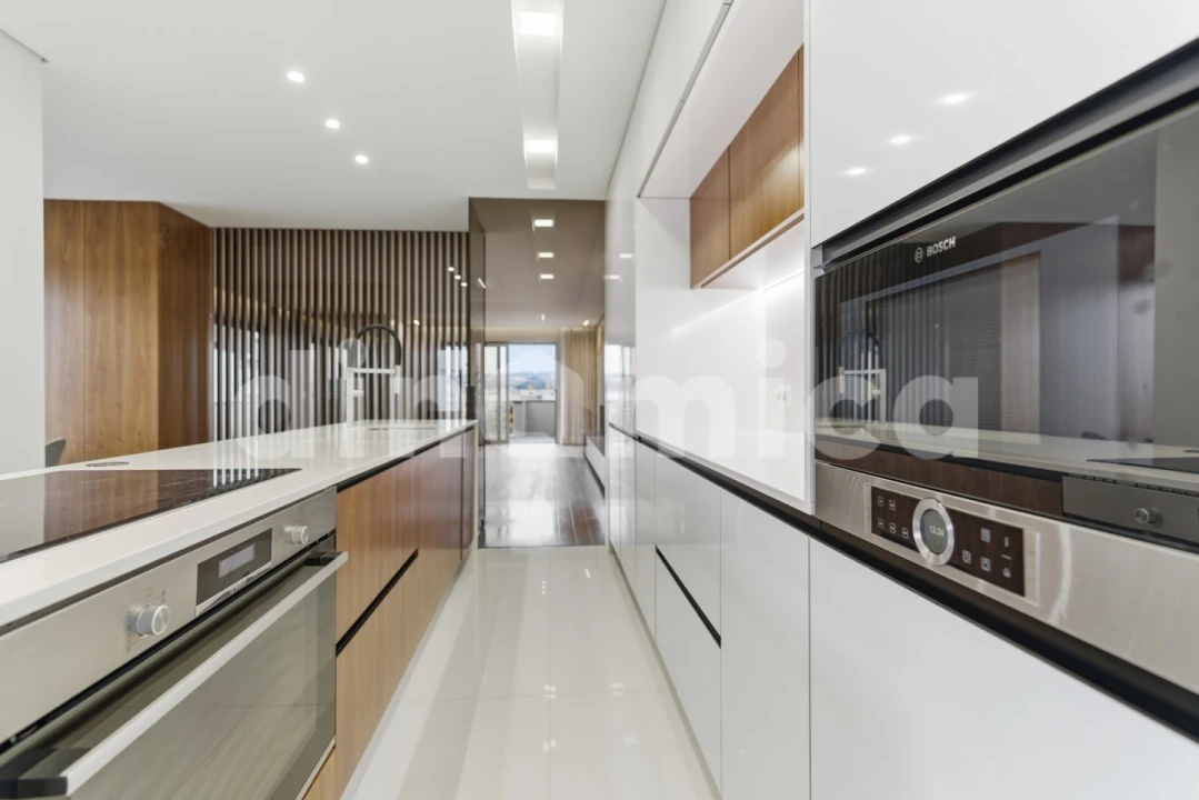 Apartamento T3 para Venda em Antas e Abade de Vermoim Foto 6