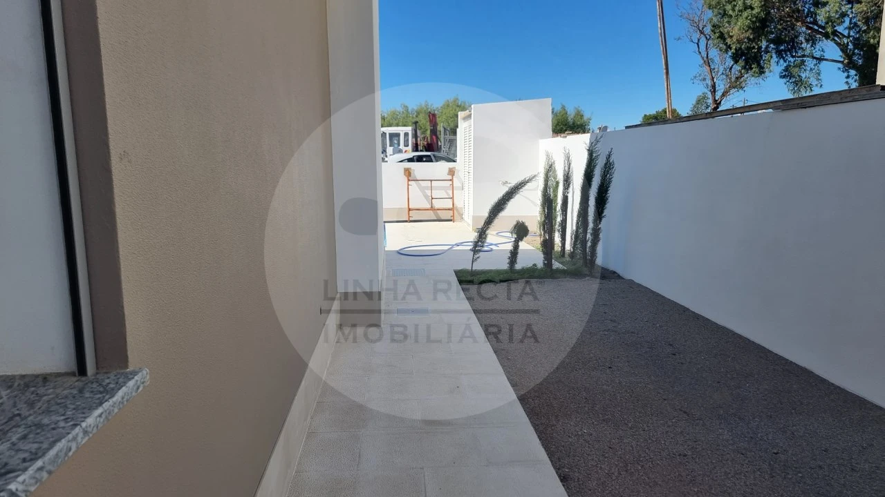 Moradia T4 para Venda em Azeitão (São Lourenço e São Simão) Foto 27