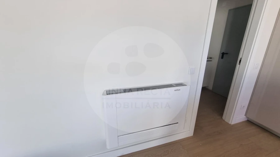 Moradia T4 para Venda em Azeitão (São Lourenço e São Simão) Foto 9