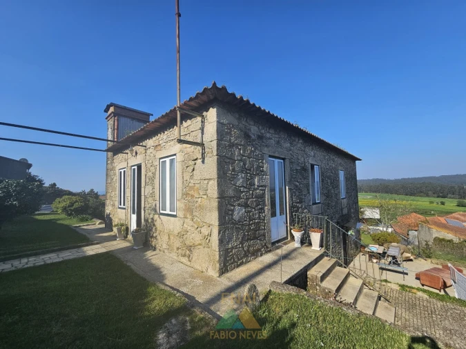 Moradia T4 para Venda em Aver-O-Mar, Amorim e Terroso Foto 1