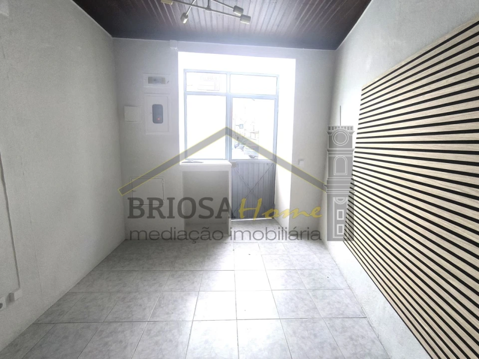 Escritório para Arrendamento em Cernache Foto 6