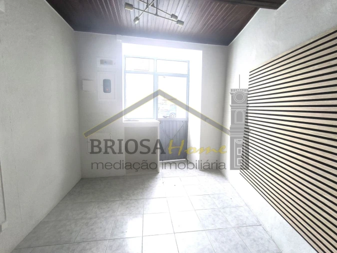 Escritório para Arrendamento em Cernache Foto 4