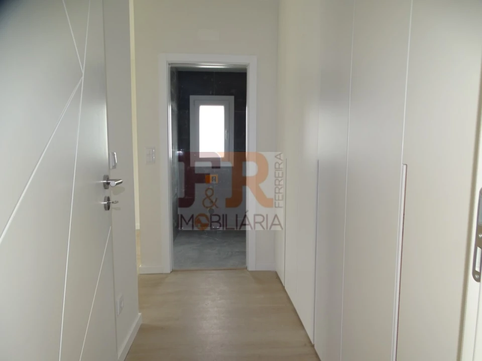 Moradia T4 para Venda em Quinta do Anjo Foto 11