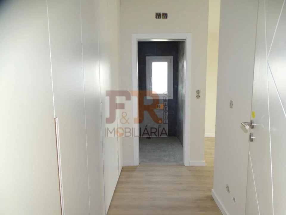 Moradia T4 para Venda em Quinta do Anjo Foto 30