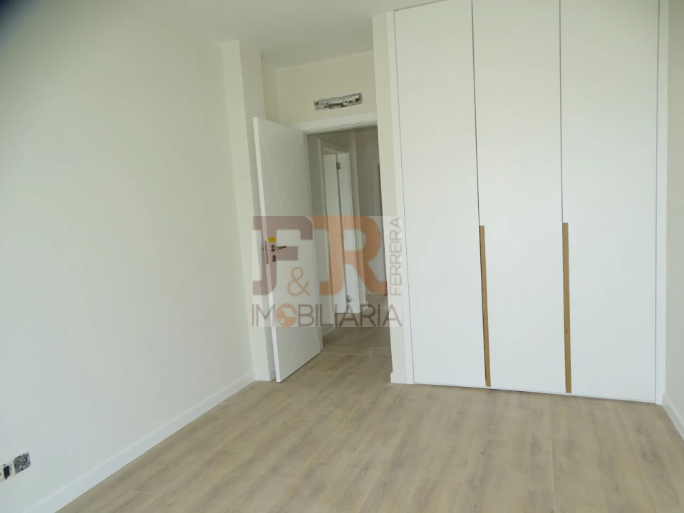 Moradia T4 para Venda em Quinta do Anjo Foto 35