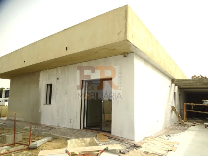 Moradia T4 para Venda em Quinta do Anjo Foto 3