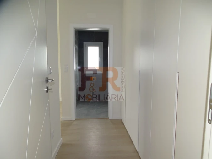 Moradia T4 para Venda em Quinta do Anjo Foto 11