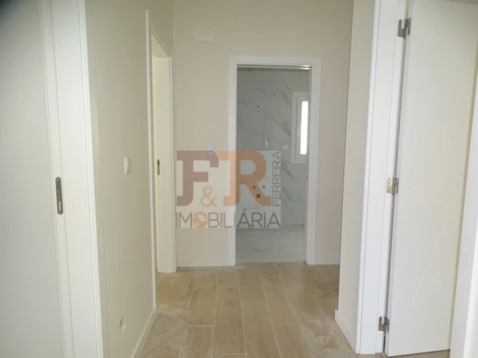 Moradia T4 para Venda em Quinta do Anjo Foto 16