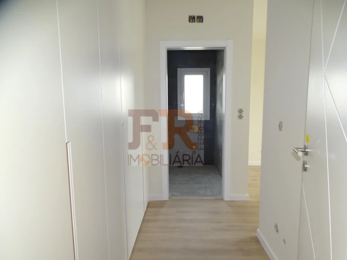 Moradia T4 para Venda em Quinta do Anjo Foto 30