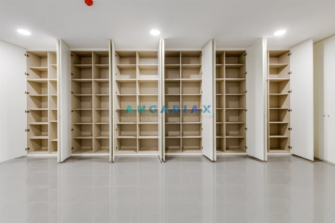 Loja para Arrendamento em Marrazes e Barosa Foto 10