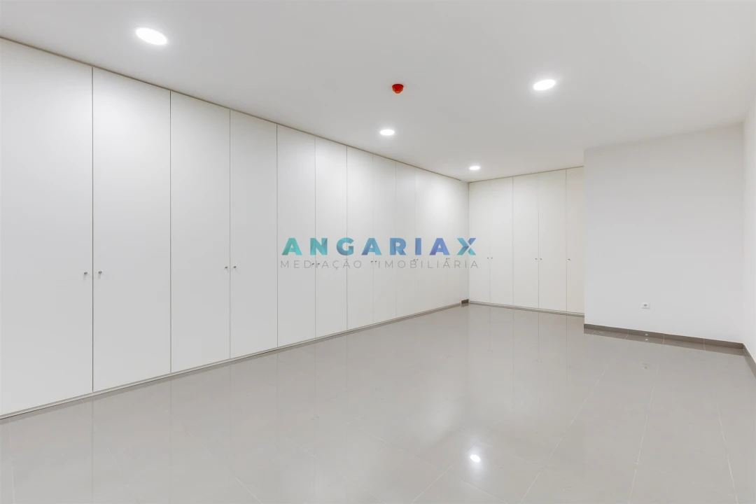 Loja para Arrendamento em Marrazes e Barosa Foto 5