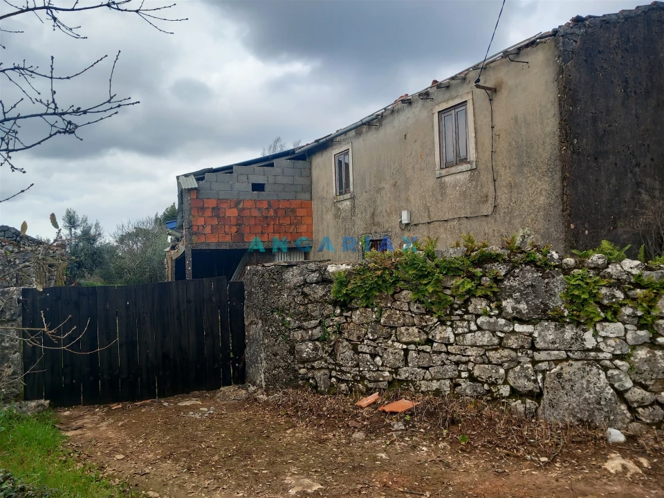 Quinta T0 para Venda em Santiago da Guarda Foto 1