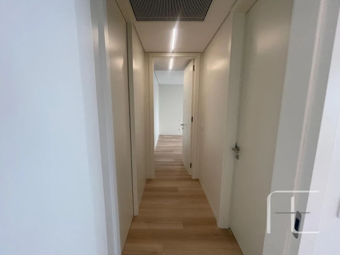Apartamento T2 para Venda em Lordelo do Ouro e Massarelos Foto 18