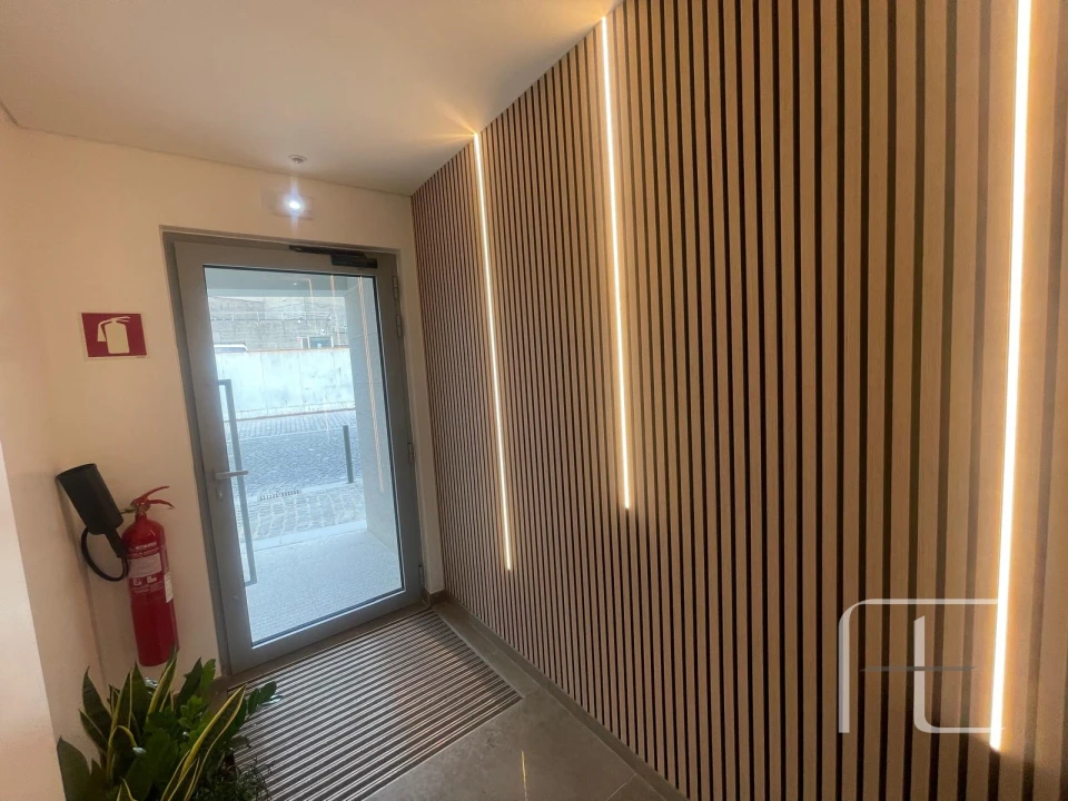 Apartamento T2 para Venda em Lordelo do Ouro e Massarelos Foto 4