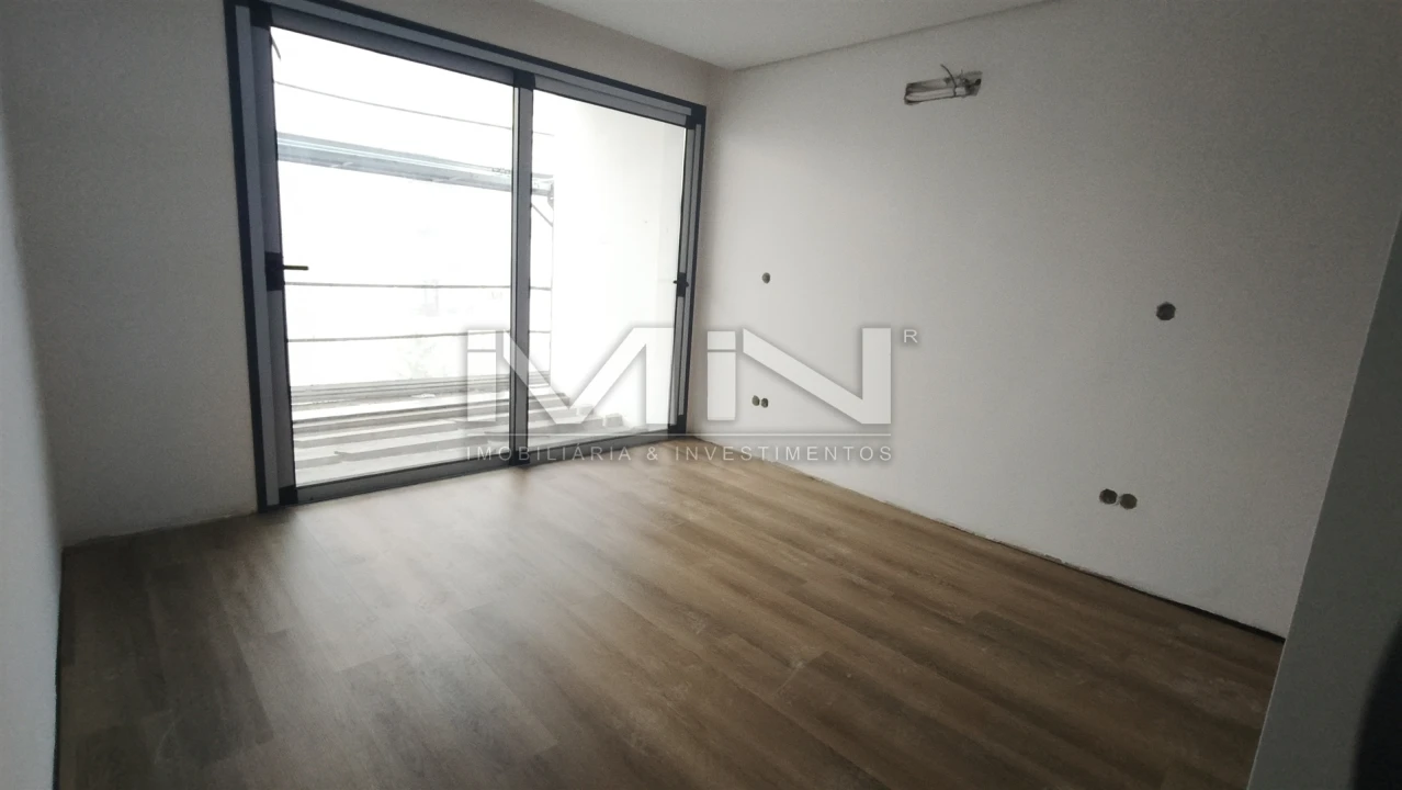 Apartamento T3 para Venda em Gondomar (São Cosme), Valbom e Jovim Foto 9