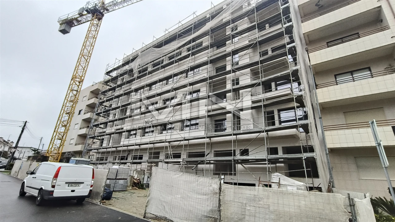 Apartamento T3 para Venda em Gondomar (São Cosme), Valbom e Jovim Foto 1