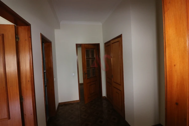 Apartamento T3 para Arrendamento em Moreira de Conegos Foto 13
