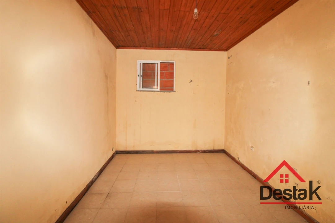 Moradia T3 para Venda em Sul Foto 25