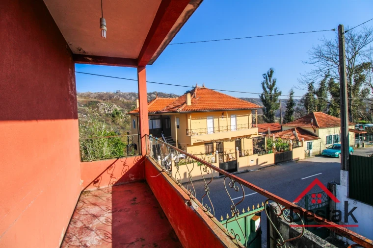 Moradia T3 para Venda em Sul Foto 9