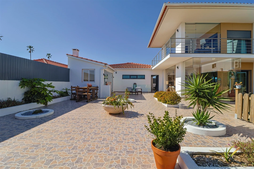 Moradia T3 para Venda em São João das Lampas e Terrugem Foto 2