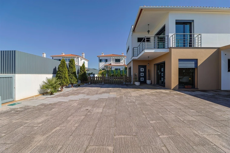 Moradia T3 para Venda em São João das Lampas e Terrugem Foto 5