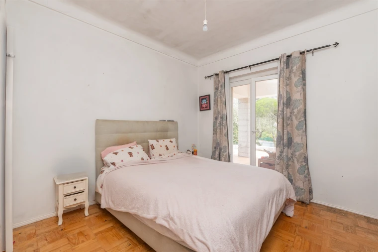 Moradia T5 para Venda em Colares Foto 17